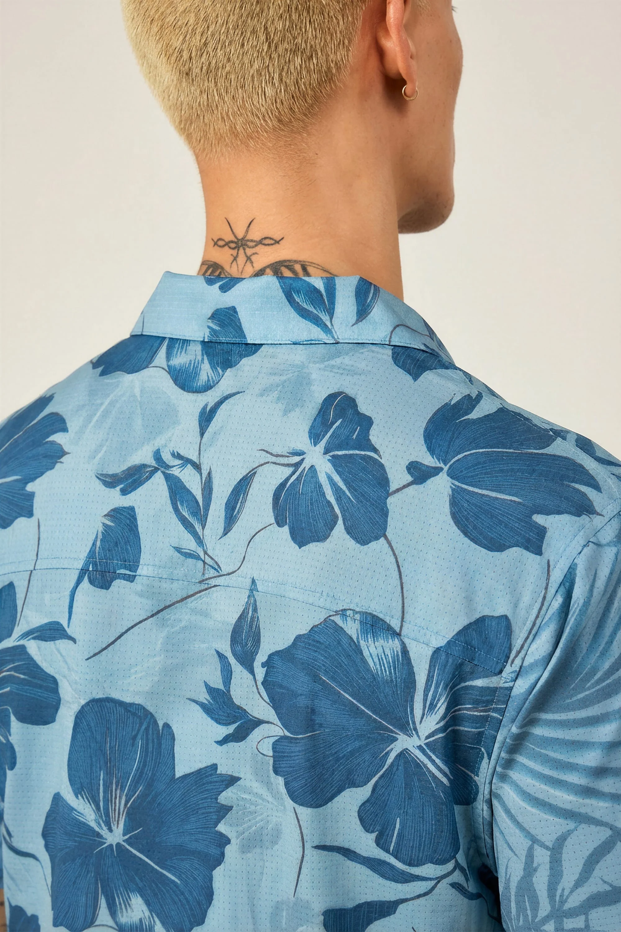 686 Men's Nomad Perforated Button Down Shirt - Image 18
