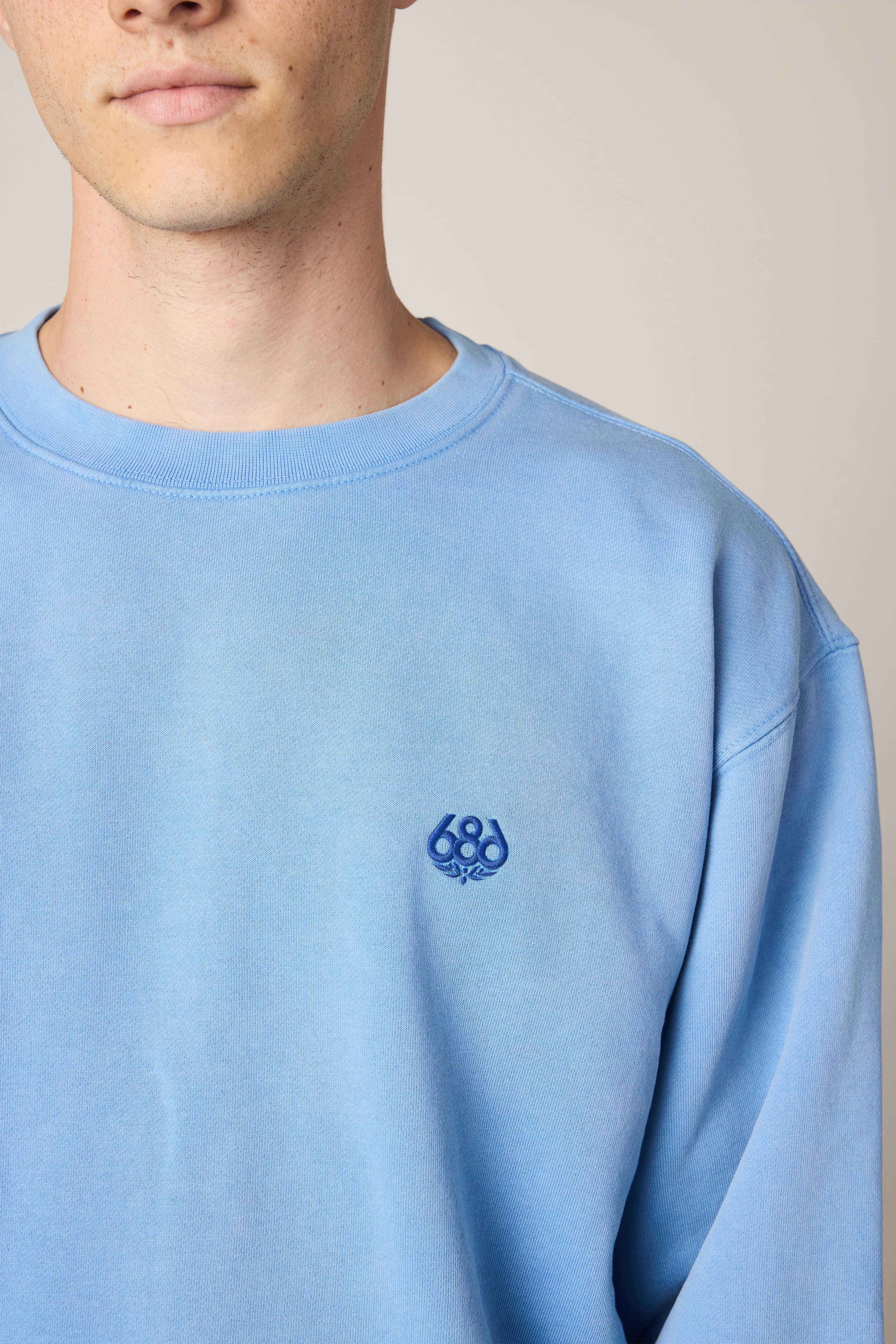 686 Wreath Relaxed LS Crewneck - Image 6