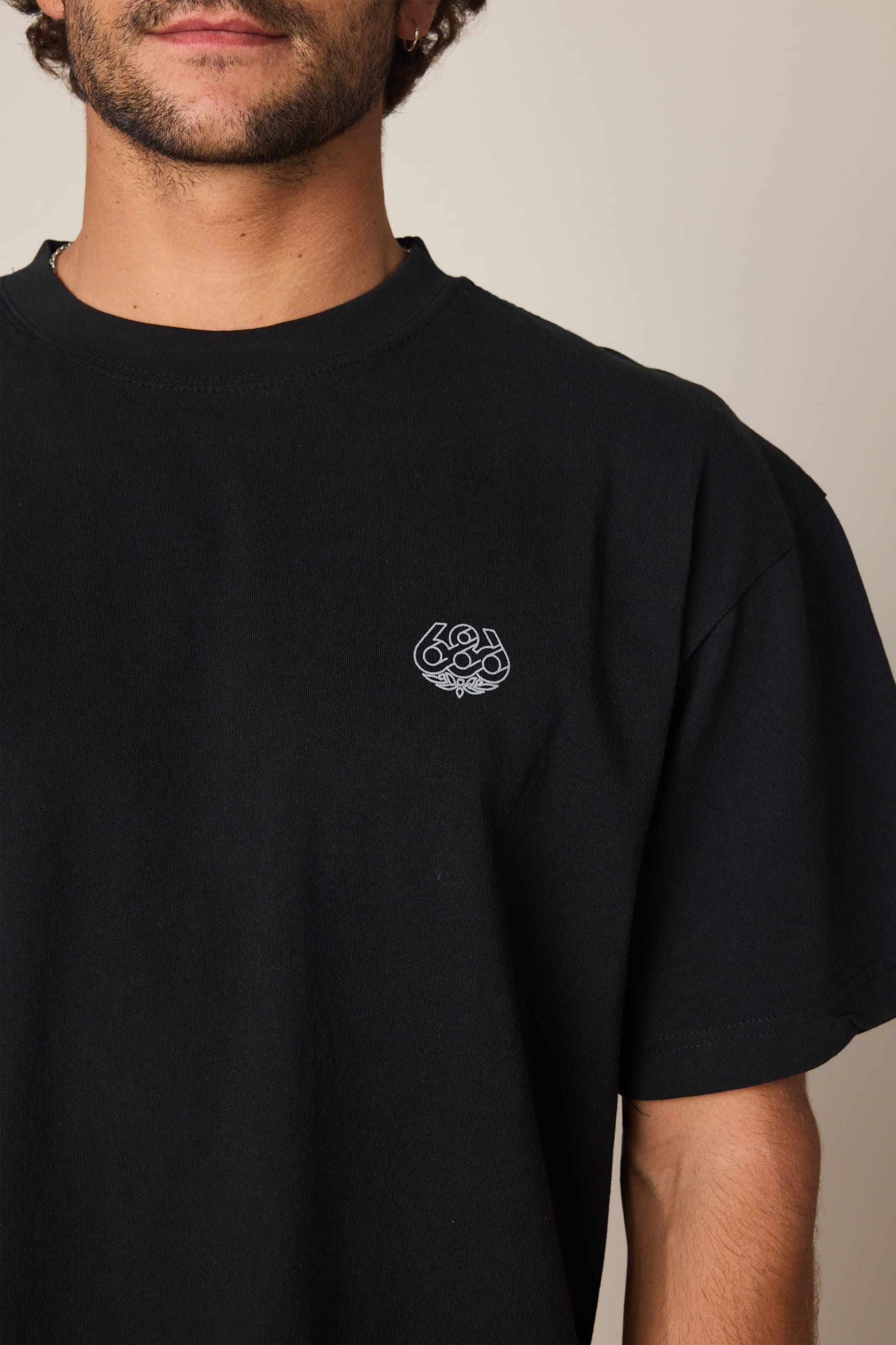 686 Engineered Relaxed SS Tee - Image 4