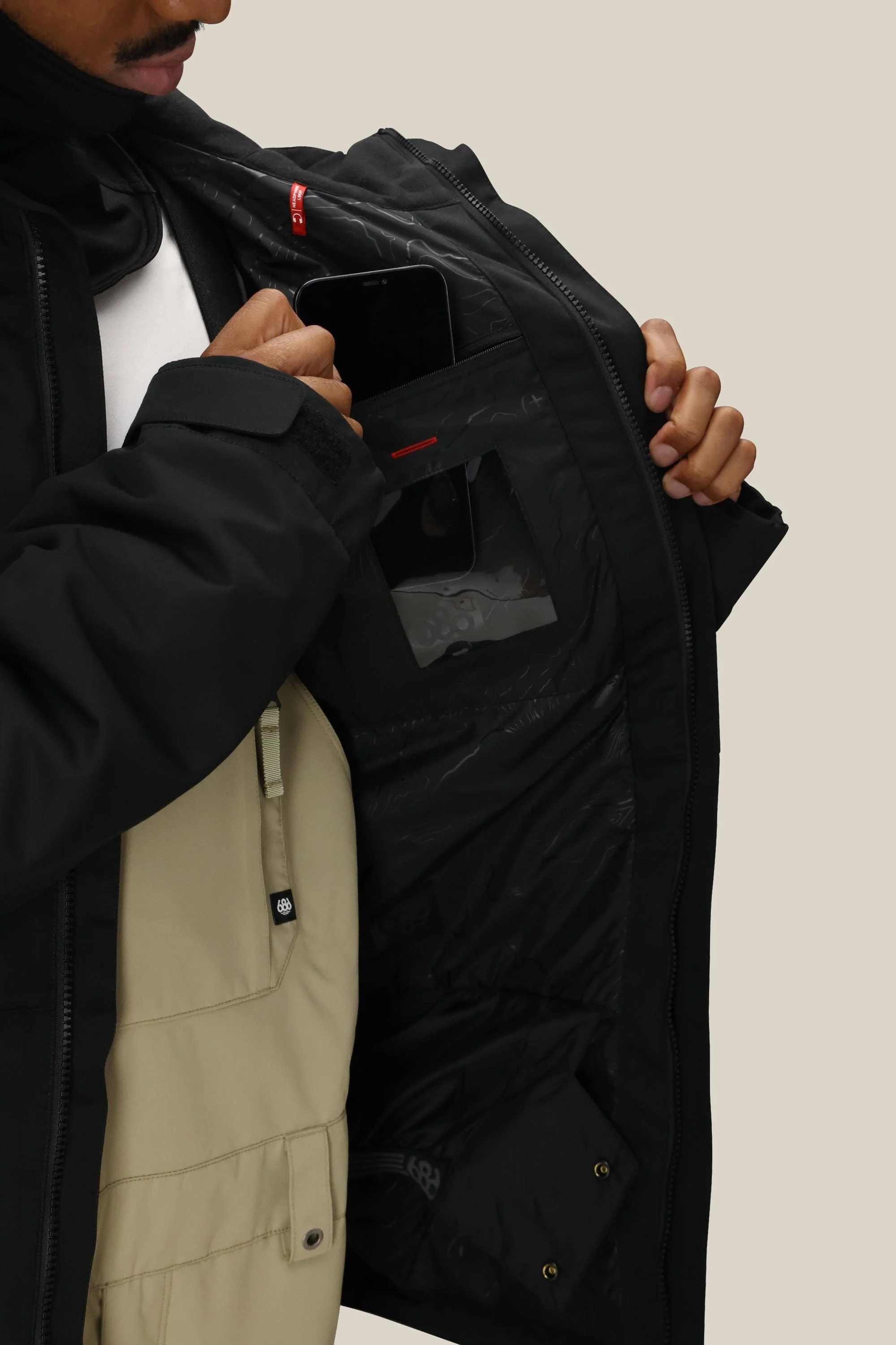 686 Men's Foundation™ Insulated Jacket - Image 4