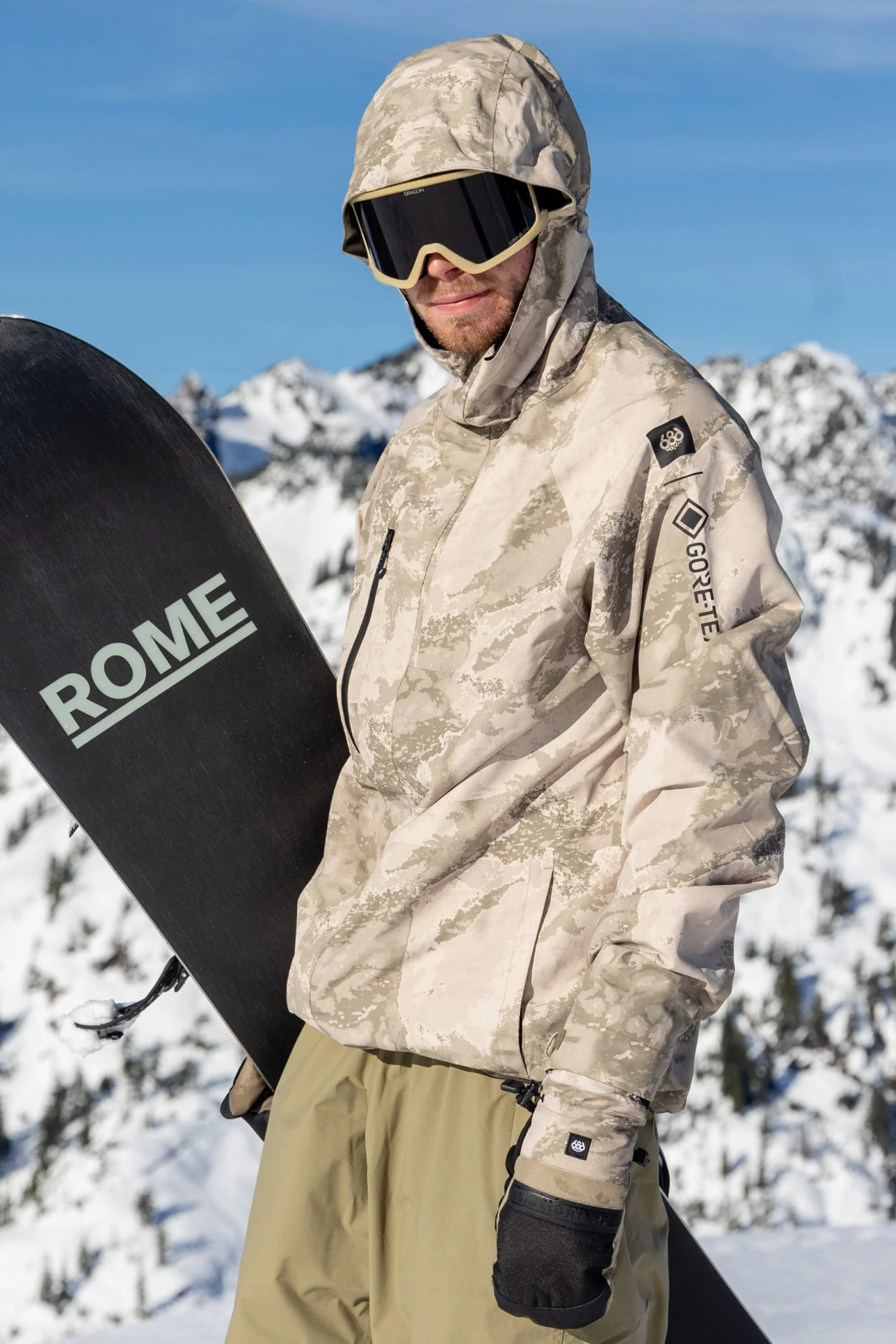 686 Men's GORE-TEX Core Shell Jacket - Image 9