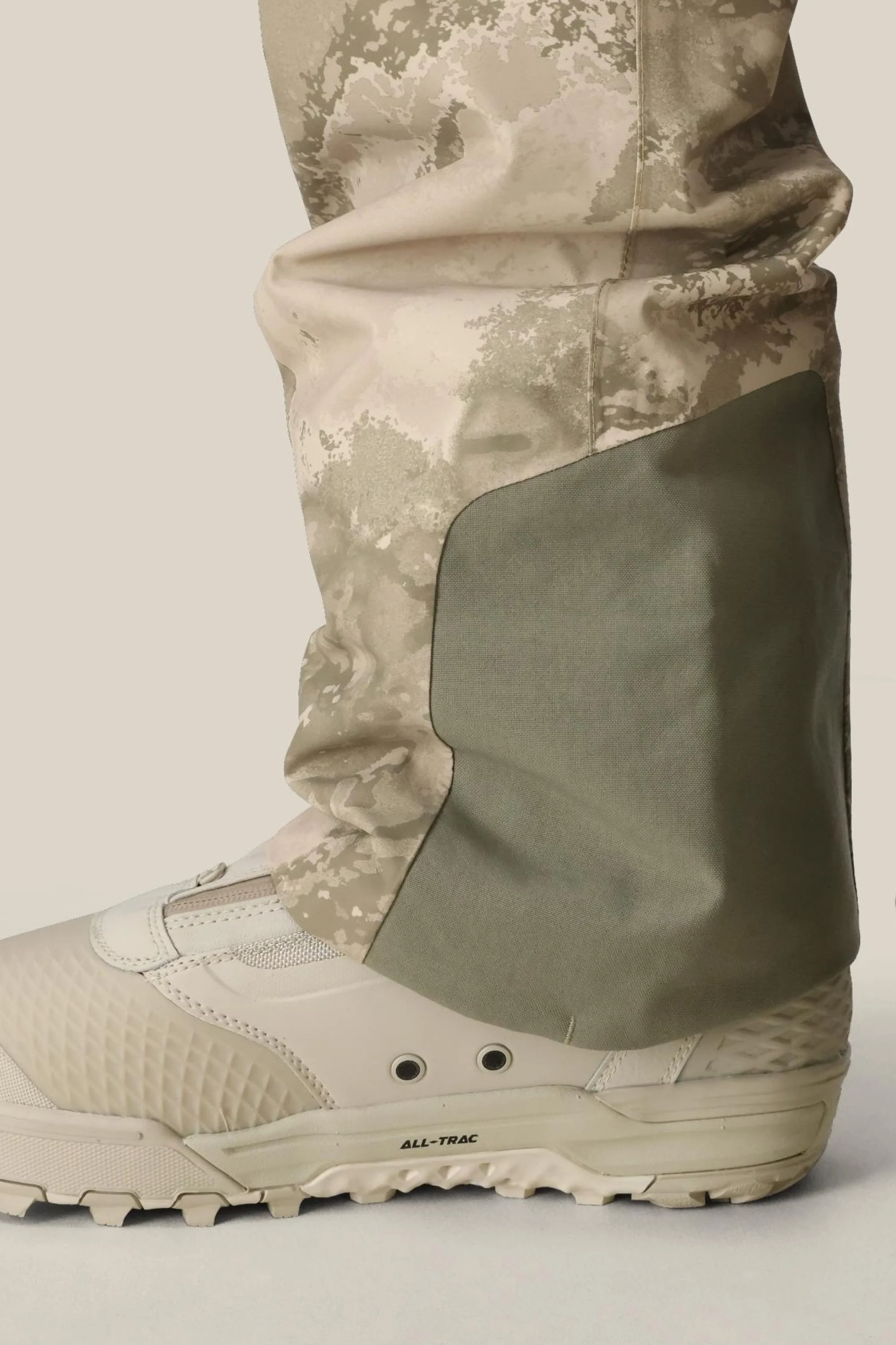 686 Men's GORE-TEX Core Shell Pant - Image 10